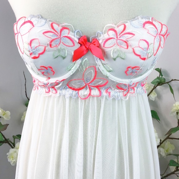 Victorias Secret Lace Up Back Mesh Babydoll NWT - Picture 2 of 6